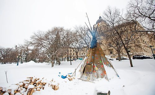 MIKE DEAL / WINNIPEG FREE PRESS
The small tipi where the sacred fire has been burning on the grounds of the Manitoba Legislative building. 
See Melissa Martin story
220210 - Thursday, February 10, 2022.