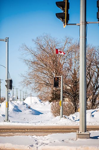 MIKAELA MACKENZIE / WINNIPEG FREE PRESS

Lights at the northeast corner of McGillivray Boulevard and Irene Street in Winnipeg on Thursday, Feb. 17, 2022. For Ryan Thorpe story.
Winnipeg Free Press 2022.