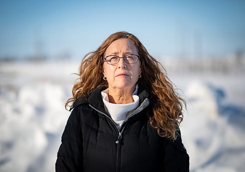 JESSICA LEE / WINNIPEG FREE PRESS

Kim Riddell, 60, is waiting for spinal surgery. She poses for a photo near her home in Sturgeon Creek on February 17, 2022.

Reporter: Danielle
