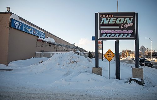 JESSICA LEE / WINNIPEG FREE PRESS

Club Neon Vendor Express is photographed on February 17, 2022.


