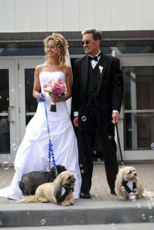 Jason Beck & Chantal Viallet  Wedding 2010 Maureen Scurfield/ Winnipeg Free Press