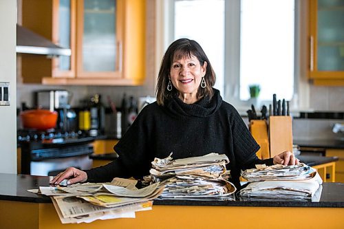 MIKAELA MACKENZIE / WINNIPEG FREE PRESS

Enid Barnes, longtime contributor and avid reader of the papers Recipe Swap column, poses for a portrait in her kitchen with her collection of recipe clippings in Winnipeg on Friday, Feb. 25, 2022. For Eva Wasney story.
Winnipeg Free Press 2022.