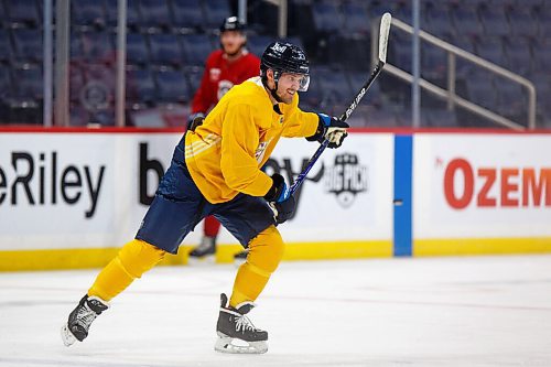 MIKE DEAL / WINNIPEG FREE PRESS
Winnipeg Jets' Nikolaj Ehlers (27) during practice at Canada Life Centre Monday morning.
220228 - Monday, February 28, 2022.