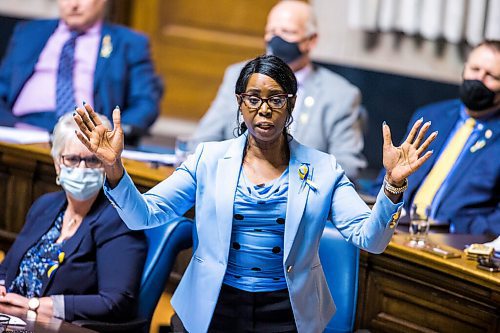 MIKAELA MACKENZIE / WINNIPEG FREE PRESS

PC MLA Audrey Gordon on the first day back in session at the Manitoba Legislative Building in Winnipeg on Wednesday, March 2, 2022. For Carol Sanders story.
Winnipeg Free Press 2022.