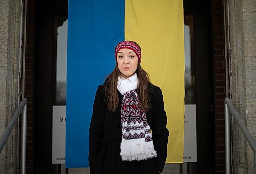 JESSICA LEE / WINNIPEG FREE PRESS

Alexandra Shkandrij, volunteer Ukrainian Canadian Congress spokesperson, poses for a photo at Oseredok, the Canadian Cultural Centre, on March 4, 2022.

Reporter: Carol
