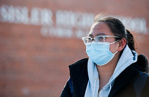 JOHN WOODS / WINNIPEG FREE PRESS
Outside Sisler High School, Monday, March 7, 2022, grade 12 student Francheska Reyes gives her opinion on masks in the classroom and if she will be removing it when allowed to do so. March 15th sees Manitobas COVID-19 mask protocols change and results in masks not being mandatory.