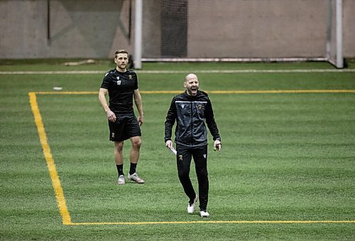 JESSICA LEE / WINNIPEG FREE PRESS

Coach Phillip Dos Santos (right) is photographed during Valour FC soccer practice on March 8, 2022 at Winnipeg Soccer Federation South.

Reporter: Taylor


