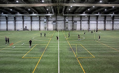 JESSICA LEE / WINNIPEG FREE PRESS

Valour FC practice is photographed on March 8, 2022 at Winnipeg Soccer Federation South.

Reporter: Taylor


