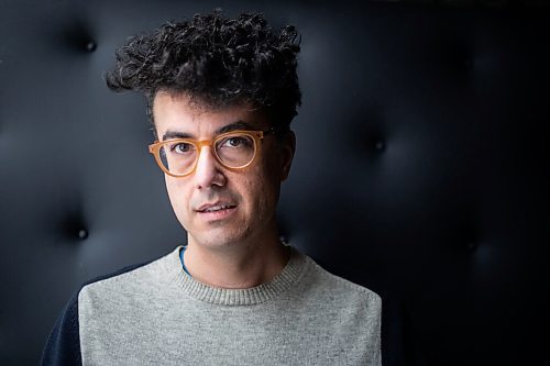 JESSICA LEE / WINNIPEG FREE PRESS

Filmmaker Damien Ferland poses for a portrait on March 8, 2022 at a cafe in the Exchange District.

Reporter: Randall


