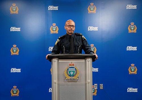 JESSICA LEE / WINNIPEG FREE PRESS

Constable Claude Chancy speaks about three incidents of theft at locations on Regent Ave and McPhillips St., on March 14, 2022 at Winnipeg Police Service headquarters.

Reporter: Erik

