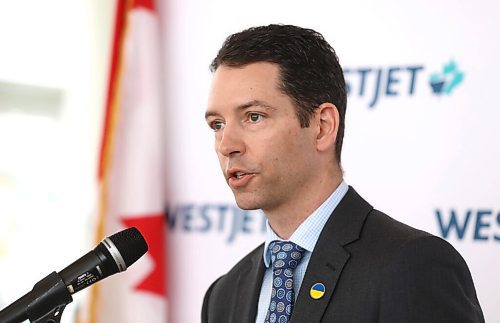 RUTH BONNEVILLE / WINNIPEG FREE PRESS

Biz - Westjet presser 

Westjet Chief Commercial Officer John Weatheral, speaks to reporters at presser Monday.

WestJet announces new summer schedule and Manitoba investments in recovery post pandemic at  Winnipeg Richardson International Airport Monday.

Manitoba Premier, Heather Stefanson spoke at the news conference along with Westjet COO John Weatheral and Winnipeg Airports Authority President and CEO Nick Hays.        


March 14th,  2022
