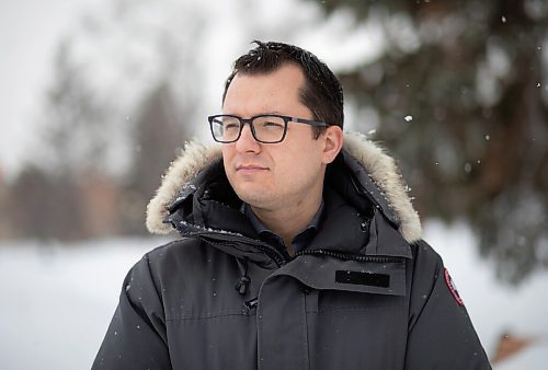 JESSICA LEE / WINNIPEG FREE PRESS

Nick Krawetz of the Ukrainian-Canadian congress Manitoba arm poses for a photo on March 14, 2022 at the Legislative Building.

Reporter: Joyanne


