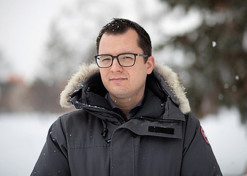 JESSICA LEE / WINNIPEG FREE PRESS

Nick Krawetz of the Ukrainian-Canadian congress Manitoba arm poses for a photo on March 14, 2022 at the Legislative Building.

Reporter: Joyanne


