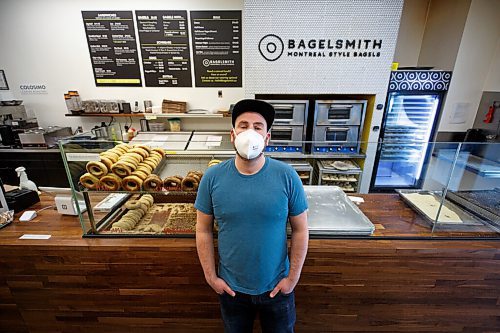 MIKE DEAL / WINNIPEG FREE PRESS
Phil Klein, the owner of Bagelsmith at 185 Carlton Street, is recommending customers still wear masks. He and his staff are still wearing them.
See Chris Kitching story
220315 - Tuesday, March 15, 2022.