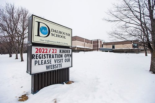 MIKAELA MACKENZIE / WINNIPEG FREE PRESS

Dalhousie School (where a student was assaulted on her way to school) in Winnipeg on Wednesday, March 16, 2022. For Erik story.
Winnipeg Free Press 2022.