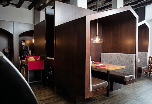 JESSICA LEE / WINNIPEG FREE PRESS

The interior of Little Nanas Italian Kitchen features wood booths. 

Reporter: Dave

