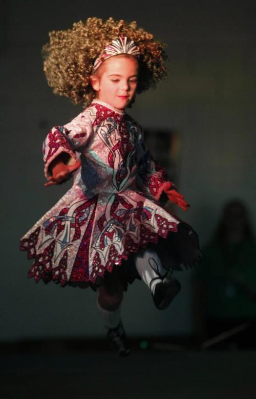 BORIS.MINKEVICH@FREEPRESS.MB.CA  100802 BORIS MINKEVICH / WINNIPEG FREE PRESS Folklorama. Ireland-Irish Pavilion. Dancer from McConnell School of Dance Kiera Legault dances.