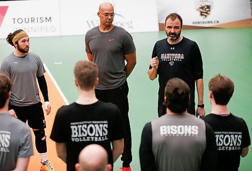 JOHN WOODS / WINNIPEG FREE PRESS
University of Manitoba Bison coach Arnd Ludwig, right, during practice at the university Monday, March 21, 2022. The team will be in U Sports mens volleyball national championships this weekend.

Re: Allen