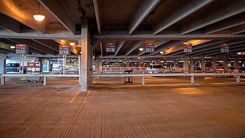 JESSICA LEE / WINNIPEG FREE PRESS

A mostly empty rental car garage is photographed at the Winnipeg airport on March 23, 2022.


