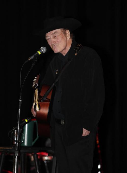 BORIS.MINKEVICH@FREEPRESS.MB.CA  100803 BORIS MINKEVICH / WINNIPEG FREE PRESS Stompin Tom Conners performs at the Centennial Concert Hall in Winnipeg.