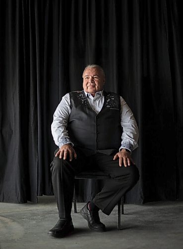 JESSICA LEE / WINNIPEG FREE PRESS

Manitoba Métis Federation President David Chartrand poses for a portrait at Assiniboia Downs on March 25, 2022.


