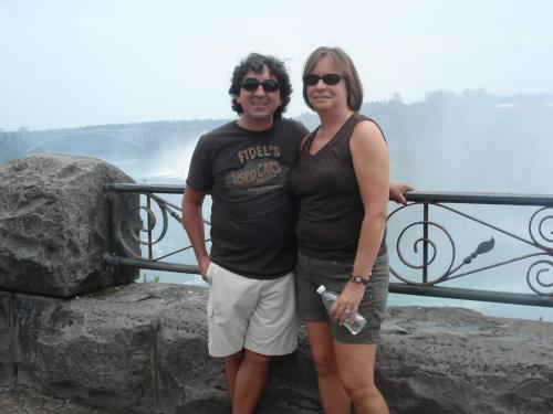 Niagra Falls Here are photos of John and Brenda Mohan taken in May during trip to the U.S.  First photo was taken in Florida, second we should discard, third, which is probably the best, was taken in Myrtle Beach SC,¤ fourth at Niagra Falls and fifth in Chicago.
For Winnipeg Free Press