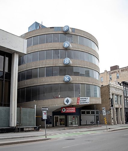 JESSICA LEE / WINNIPEG FREE PRESS

Garry Street parkade at 234-246 Portage is photographed on March 29, 2022.