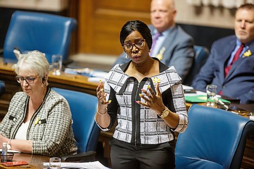 MIKE DEAL / WINNIPEG FREE PRESS
Health Minister Audrey Gordon during question period in the Manitoba Legislative building Monday afternoon.
220404 - Monday, April 04, 2022.