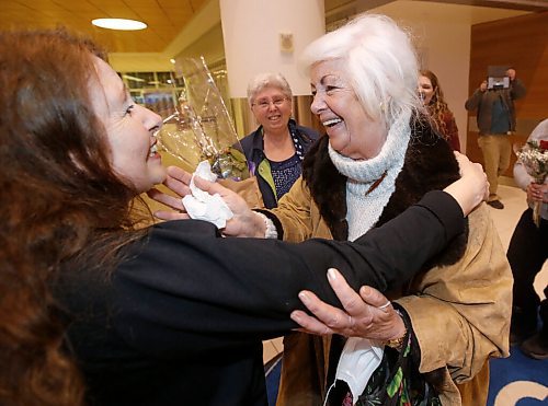 JOHN WOODS / WINNIPEG FREE PRESS
Cousins Dolores Seller, left,  and Phyllis Unger, centre, meet for the first time Sellers half-sister Greetje Kaldewaaij, who arrived from Netherlands, at the Winnipeg airport Tuesday, April 5, 2022. Seller is meeting her Dutch half sister, who was found through DNA, for the first time tomorrow. Their father, Harry de Paiva, was a soldier in WW2 and unknowingly got a Dutch woman pregnant who gave birth to Kaldewaaij.

Re: Rollason
