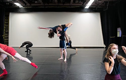 JESSICA LEE / WINNIPEG FREE PRESS
Dancer Shawn Maclaine lifts Carol-Ann Bohrn (centre) during a media preview at the Rachel Browne Theatre on April 7, 2022.
Reporter: Jen