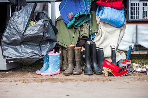 MIKAELA MACKENZIE / WINNIPEG FREE PRESS

Aid stations offer all sorts of necessities (like clothes and shoes) to Ukrainian refugees at the border in Medyka on Thursday, April 7, 2022. For Melissa story.
Winnipeg Free Press 2022.