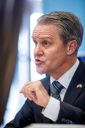 MIKE DEAL / WINNIPEG FREE PRESS
Finance Minister Cameron Friesen announces the contents of the governments 2022 budget during a media lockup at the Manitoba Legislative building Tuesday afternoon.
220412 - Tuesday, April 12, 2022.