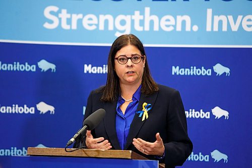 MIKE DEAL / WINNIPEG FREE PRESS
Premier Heather Stefanson discusses the governments 2022 budget with the media at the Manitoba Legislative building Tuesday afternoon.
220412 - Tuesday, April 12, 2022.