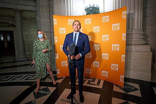 MIKE DEAL / WINNIPEG FREE PRESS
NDP Leader of the Opposition, Wab Kinew, discusses his views regarding the provincial governments 2022 budget with the media at the Manitoba Legislative building Tuesday afternoon.
220412 - Tuesday, April 12, 2022.