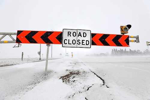 RUTH BONNEVILLE / WINNIPEG FREE PRESS

Weather Standup 

Highway number 1 west bound from Winnipeg is closed due to severe weather conditions. 
 
April 13h,  2022
