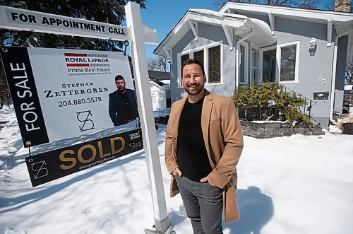 JOHN WOODS / WINNIPEG FREE PRESS
Michael Froese, broker and managing partner for Royal LePage, is photographed outside a 700 sq. ft. 2 bedroom bungalow which sold recently on Leighton Avenue Monday, April 18, 2022. Froese said that this home had multiple offers and sold over the asking price. The selling price actually set a neighbourhood record for price per square foot.

Re: Piche
