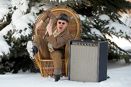 JOHN WOODS / WINNIPEG FREE PRESS
Blues singer and harmonica player Benjamin Darvill, who goes under the performance name Son Of Dave, is photographed outside his home in Winnipeg Monday, April 18, 2022. Darvill has several shows coming up in Winnipeg.

Re: Small