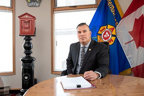 JESSICA LEE / WINNIPEG FREE PRESS

UFFW president Tom Bilous poses for a photo on April 19, 2022 at the UFFW office.


Reporter: Katlyn