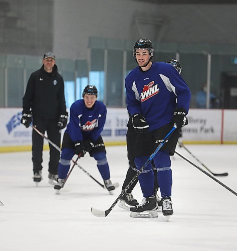 RUTH BONNEVILLE / WINNIPEG FREE PRESS

SPORTS - Ice practice

WHL Jack Finley #26, practices with his teammates at  Rink Training Centre Wednesday.


See Sawatzky story. 





April 20th,  2022
