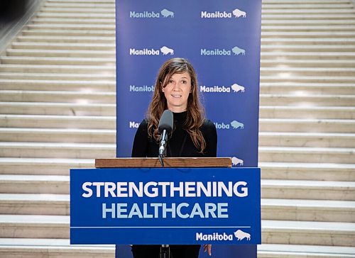 JESSICA LEE / WINNIPEG FREE PRESS

Heart recipient Kristin Millar speaks to the media at the Legislative Building during a press event on April 25, 2022 about her experiences.

Reporter: Carol