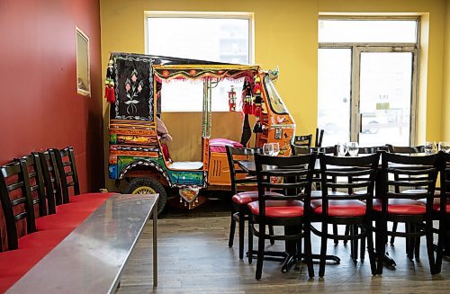 JESSICA LEE / WINNIPEG FREE PRESS

Barbeque Hut, Winnipegs first Pakistani restaurant is photographed on April 22, 2022.

Reporter: Dave