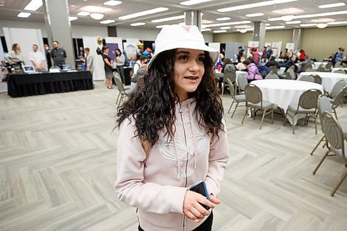 MIKE DEAL / WINNIPEG FREE PRESS
Tec Voc student Cheyenne Tanasychuk attends the Manitoba Tourism Education Council (METC) Hospitality and Tourism Job Fair at the RBC Convention Centre Wednesday morning.
See Gabrielle Piche story
220427 - Wednesday, April 27, 2022.
