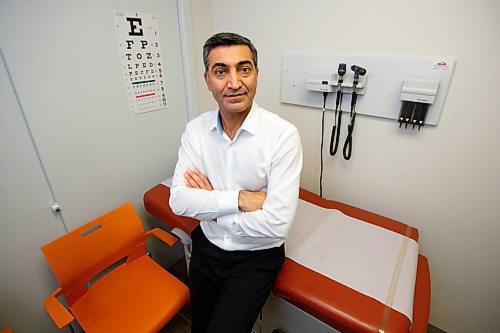 MIKE DEAL / WINNIPEG FREE PRESS
Dr. Hossein Kashefi in his clinic at 1054 McPhillips Street.
When Hossein Kashefi was training to become a doctor, he didn't have many options for affordable and quality housing near the Health Sciences Centre. Now a decade removed from his training, Kashefi and his wife, a pediatric dentist, are in the midst of developing 45 new apartments on Notre Dame at Tecumseh, some of the first new units built in the area in quite a long time.
See Ben Waldman story
220428 - Thursday, April 28, 2022.