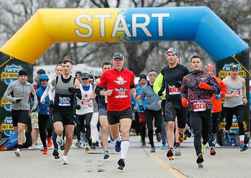 JOHN WOODS / WINNIPEG FREE PRESS
Runners start the Winnipeg Police Service (WPS) Half Marathon in Assiniboine Park Sunday, May 1, 2022. Proceeds go to the Canadian Cancer Society.

Re: Searle