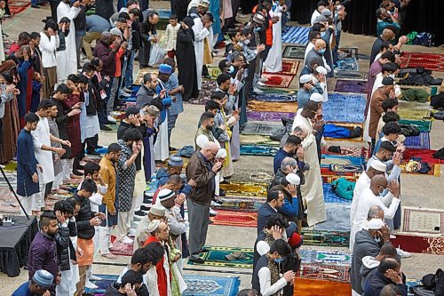 MIKE DEAL / WINNIPEG FREE PRESS
The 2022 Eid celebration at the RBC Convention Centre attracted so many people that they held a second prayer as the third floor hall that was booked was overflowing. 
220502 - Monday, May 02, 2022.