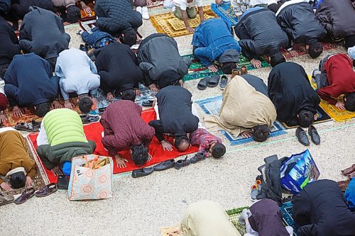 MIKE DEAL / WINNIPEG FREE PRESS
The 2022 Eid celebration at the RBC Convention Centre attracted so many people that they held a second prayer as the third floor hall that was booked was overflowing. 
220502 - Monday, May 02, 2022.