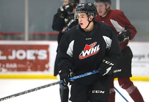 RUTH BONNEVILLE / WINNIPEG FREE PRESS

SPORTS - Ice

Wpg Ice practice, rookie defenceman #18, Jonas Woo, during practice with teem at Rink training centre Monday.

 
Mike Sawatzky  | Sports Reporter


May 2nd,  2022
