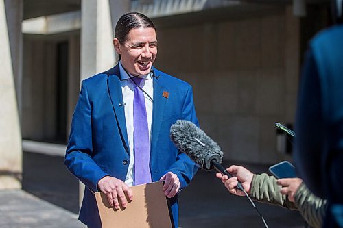 MIKAELA MACKENZIE / WINNIPEG FREE PRESS

Robert-Falcon Ouellette speaks to the media after registering for the mayoral race at City Hall in Winnipeg on Tuesday, May 3, 2022. For Joyanne story.
Winnipeg Free Press 2022.
