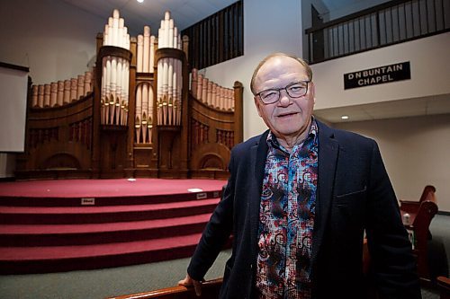 MIKE DEAL / WINNIPEG FREE PRESS
Bruce Martin of Calvary Temple, 400 Hargrave, one of the most prominent clergy in the city, is retiring.
220503 - Tuesday, May 03, 2022.