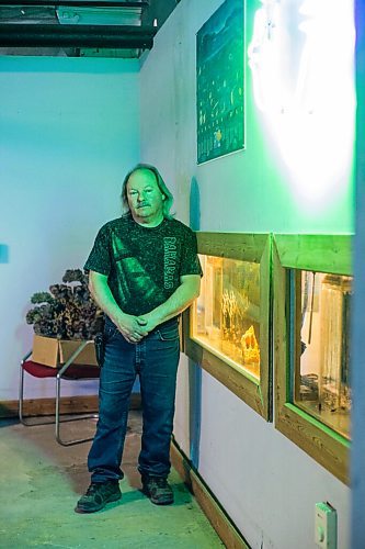 MIKAELA MACKENZIE / WINNIPEG FREE PRESS

Rick Banack, owner of Environmental Aquatic Services, poses for a portrait in his space in Winnipeg on Tuesday, May 3, 2022. For Dave Sanderson story.
Winnipeg Free Press 2022.